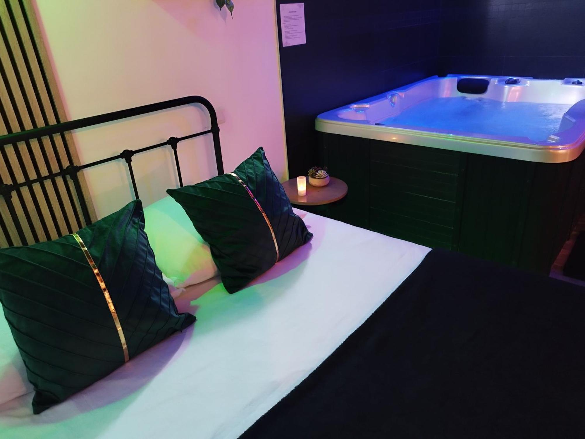 Autrement Spa Avelin Luaran gambar